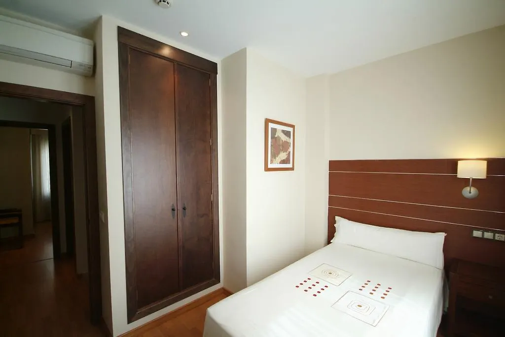 Apartamentos Ardales Apartment
